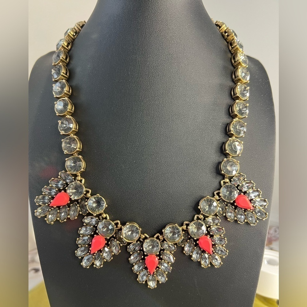 J. Crew Smoky Gray Crystal Statement Necklace D5